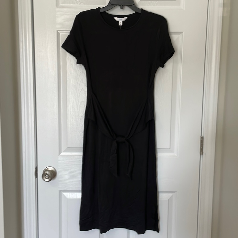 Time and Tru Tie Waist Knit Dress